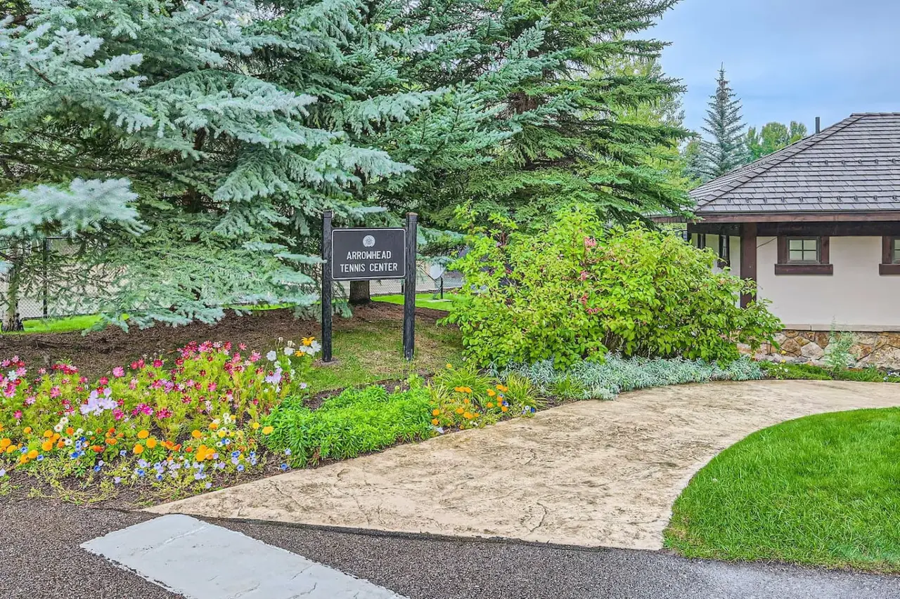Vail luxury vacation rental garden view